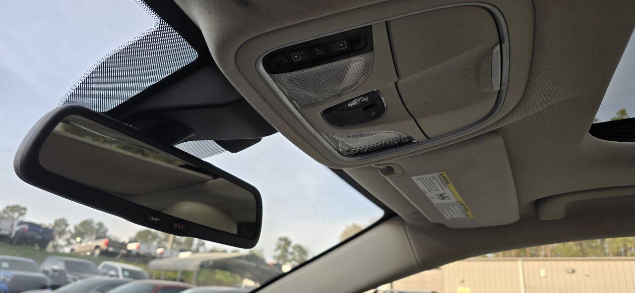 Used 2016 Chrysler 200 C w/ Navigation & Sound Group I FWD image 27
