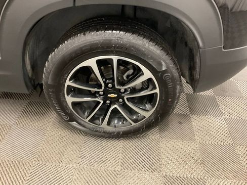 Used 2025 Chevrolet TrailBlazer LT image 12