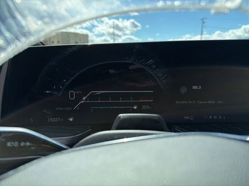 Used 2025 Cadillac Escalade Premium Luxury w/ Touring Package image 11