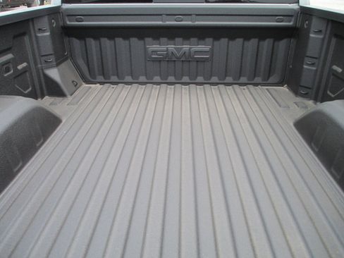 New 2026 GMC Sierra 1500 AT4 w/ AT4 Premium Package image 6