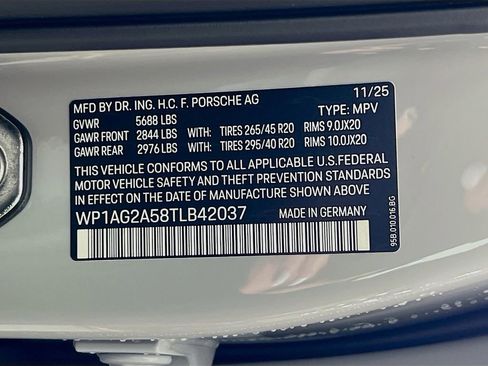 New 2026 Porsche Macan S image 34