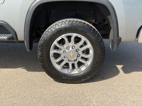 Used 2025 Chevrolet Silverado 3500 LTZ w/ LTZ Premium Package image 13