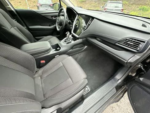 Certified 2024 Subaru Outback Premium AWD/4WD image 17