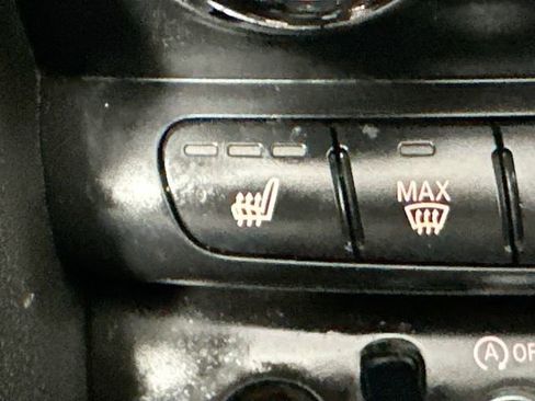 Used 2024 MINI Cooper Convertible FWD image 18