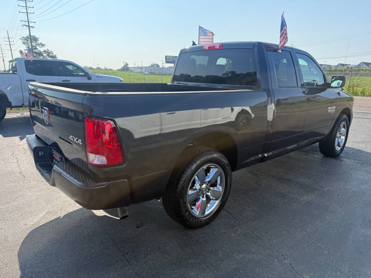 Used 2019 RAM 1500 Express w/ Express Value Package AWD/4WD image 5