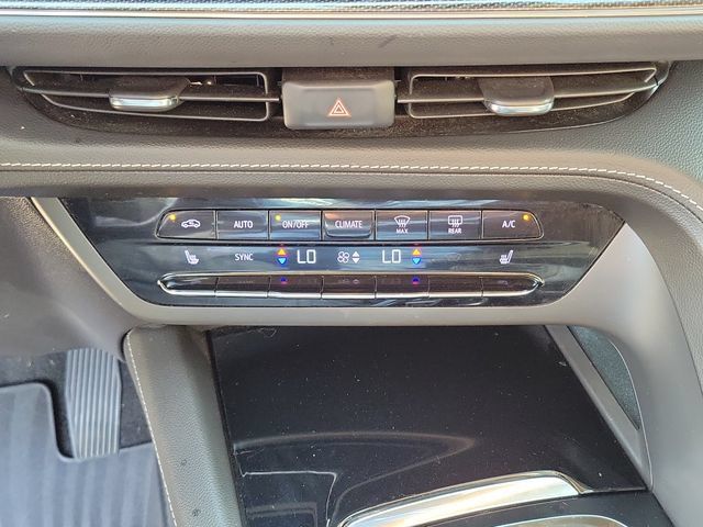 Used 2022 Buick Envision Preferred FWD image 25