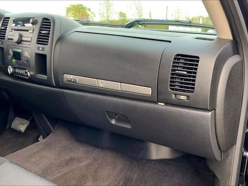 Used 2013 GMC Sierra 1500 SLE image 17