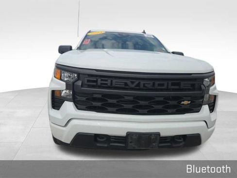 Used 2023 Chevrolet Silverado 1500 Custom AWD/4WD image 3