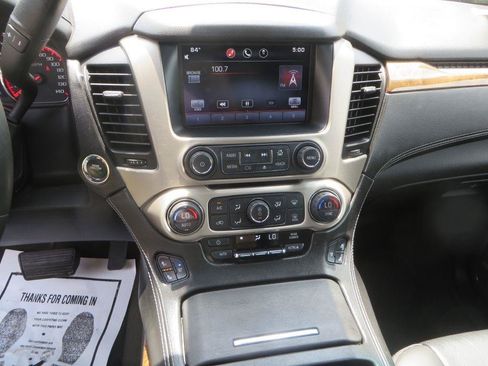 Used 2015 GMC Yukon Denali w/ Open Road Package AWD/4WD image 19