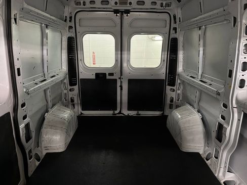 Used 2023 RAM ProMaster 2500 FWD image 29