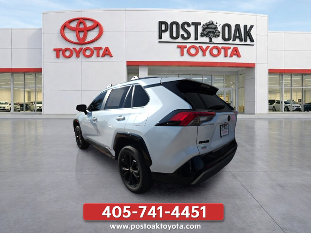 Used 2025 Toyota RAV4 SE AWD/4WD image 3