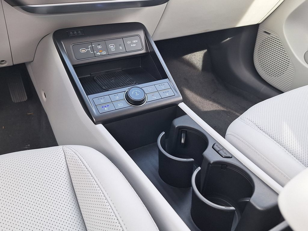 New 2026 Hyundai Kona Limited AWD/4WD image 25