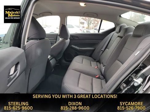 Used 2024 Nissan Altima 2.5 SV image 21