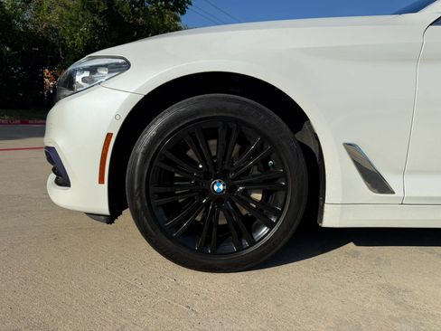 Used 2019 BMW 530i xDrive w/ Premium Package AWD/4WD image 16