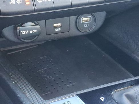 Certified 2023 Hyundai Elantra Limited image 25