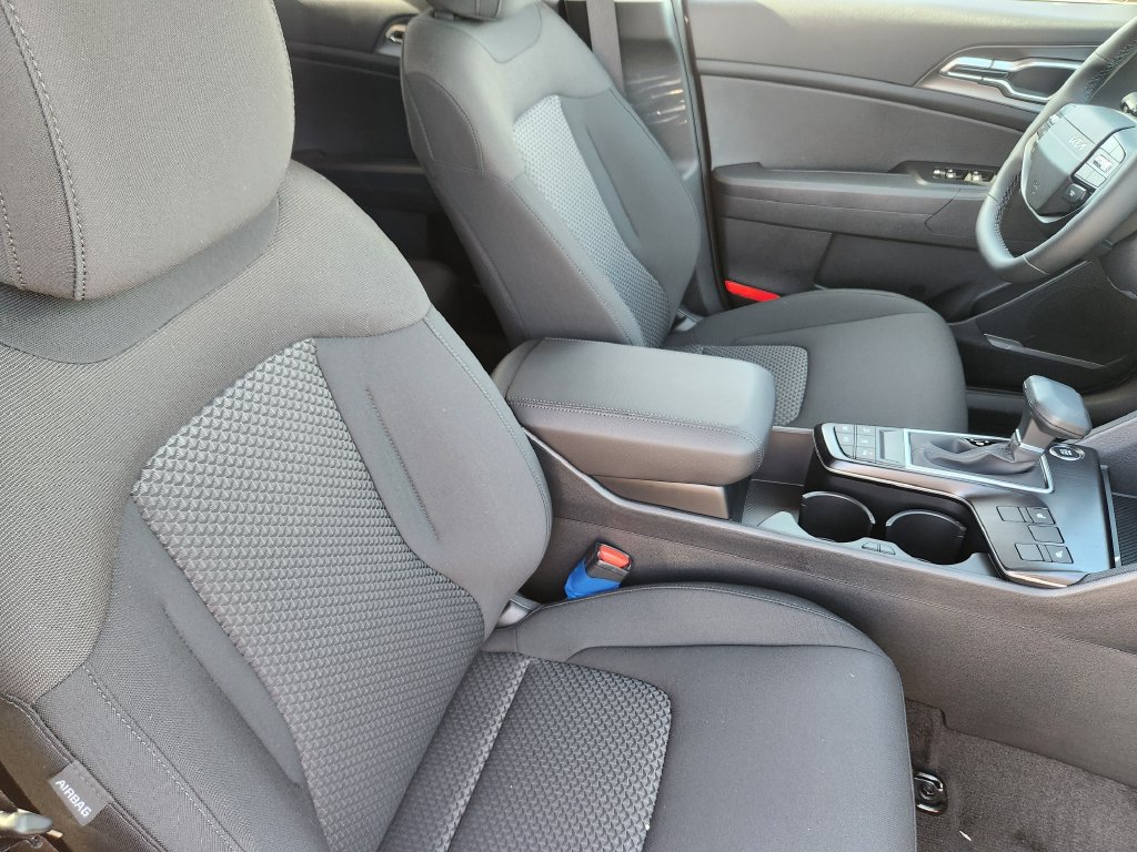 New 2026 Kia Sportage LX AWD/4WD image 14