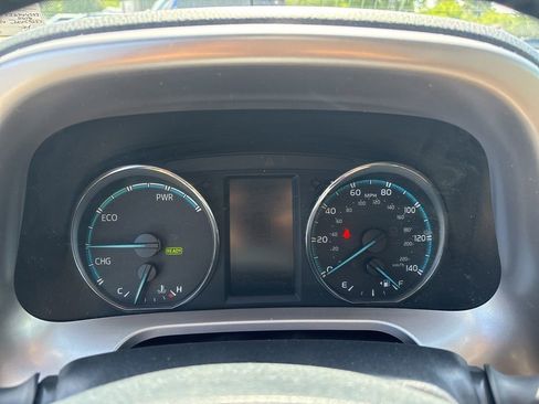Used 2018 Toyota RAV4 XLE AWD/4WD image 22