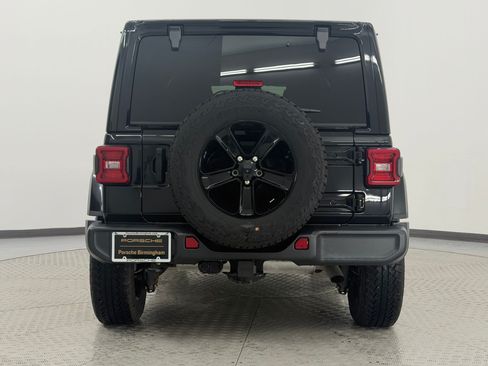 Used 2023 Jeep Wrangler Unlimited Sahara AWD/4WD image 10