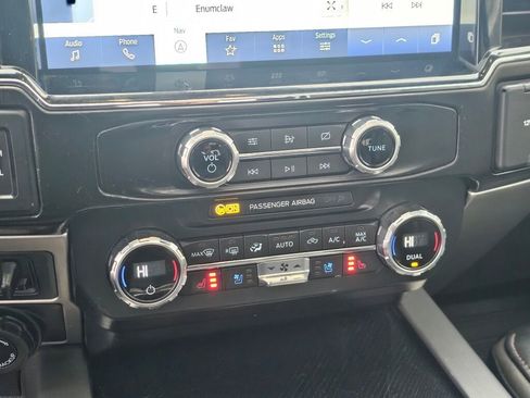 Used 2022 Ford F350 Platinum image 29