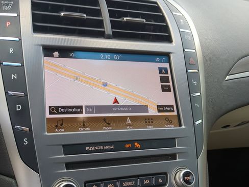 Used 2019 Lincoln MKZ Reserve FWD image 15