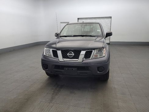 Used 2018 Nissan Frontier SV image 15