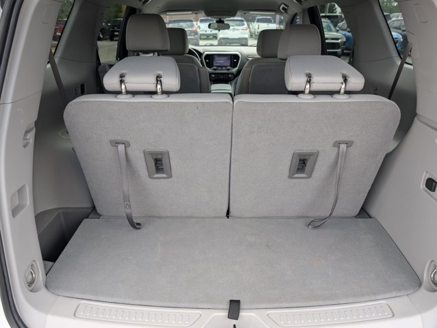 Used 2023 GMC Acadia SLE FWD image 14