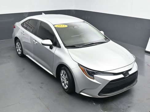 Used 2023 Toyota Corolla LE image 24