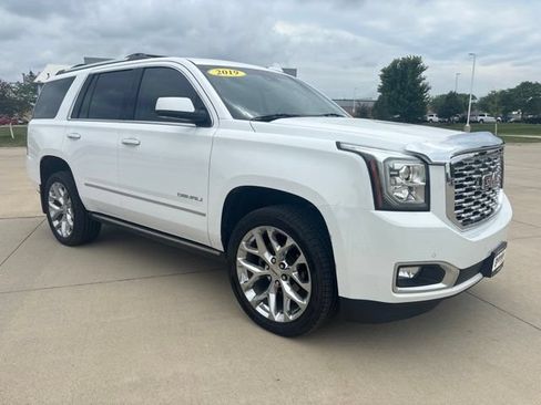 Used 2019 GMC Yukon Denali w/ Denali Ultimate Package AWD/4WD image 39