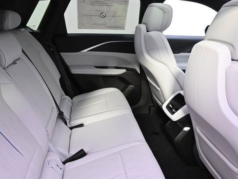 New 2025 Cadillac Lyriq Sport image 18