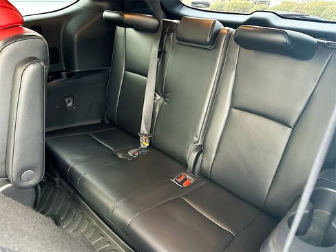 Used 2021 Toyota Highlander XSE image 28