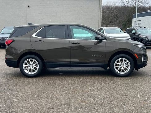 Used 2024 Chevrolet Equinox LT w/ LPO, Floor Liner Package image 38