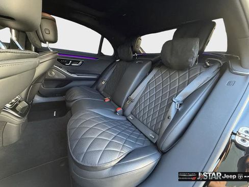 Used 2024 Mercedes-Benz S 580 4MATIC Sedan w/ AMG Line image 23