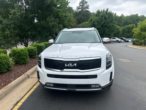 Used 2022 Kia Telluride SX w/ SX Prestige Package AWD/4WD image 9