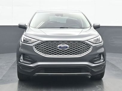 Used 2023 Ford Edge SEL w/ Convenience Package