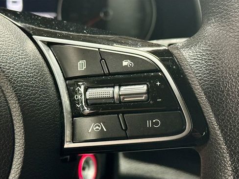 Used 2024 Kia Forte LXS image 10