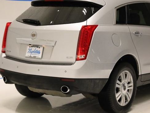 Used 2012 Cadillac SRX Luxury FWD image 5
