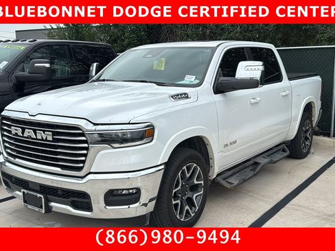 Used 2025 RAM 1500 Laramie w/ Trailer Tow Group AWD/4WD image 1