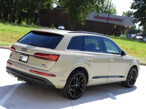 Used 2021 Audi Q7 3.0T Premium Plus AWD/4WD image 44