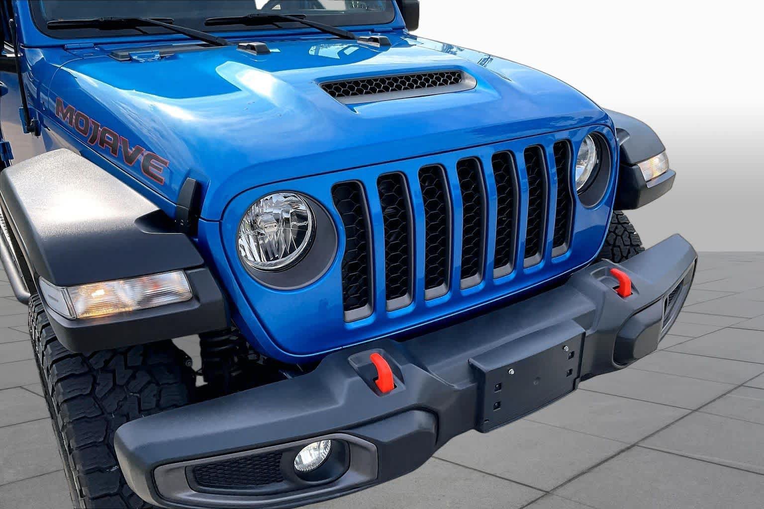 Used 2021 Jeep Gladiator Mojave w/ Cold Weather Group AWD/4WD image 29
