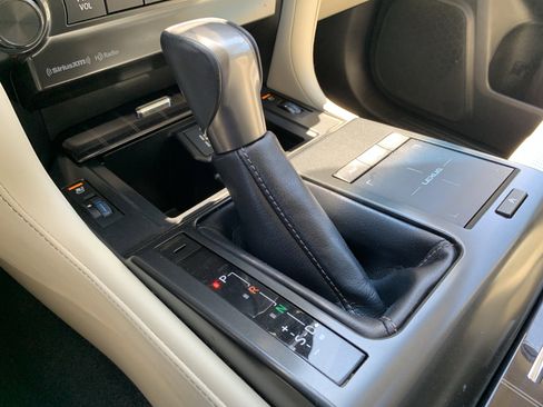 Used 2023 Lexus GX 460 Premium w/ Premium Package AWD/4WD image 26