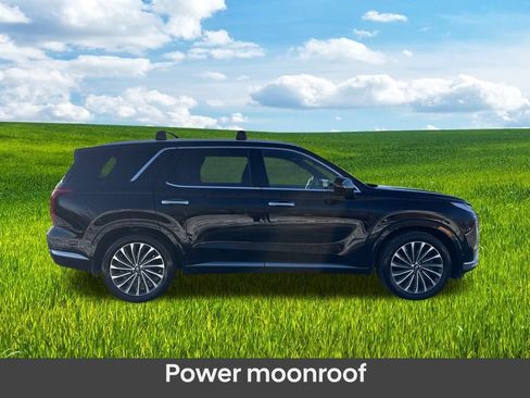 Used 2023 Hyundai Palisade Calligraphy image 5