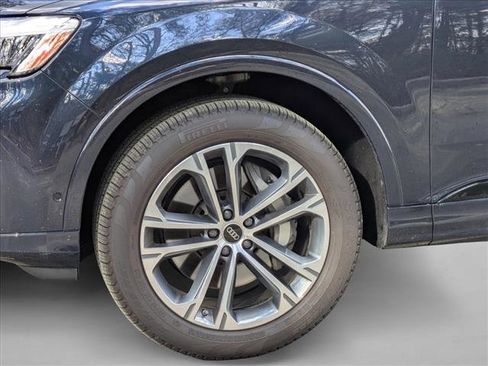 Used 2026 Audi Q7 3.0T Premium w/ Convenience Plus Package image 9