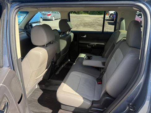 Used 2019 Ford Flex SEL w/ Equipment Group 202A AWD/4WD image 16