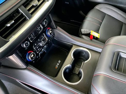 Used 2024 Chevrolet Tahoe RST w/ RST Performance Edition image 15