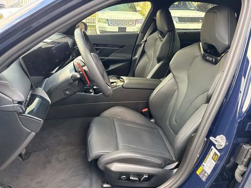 Used 2025 BMW M5 w/ Executive Package AWD/4WD image 20