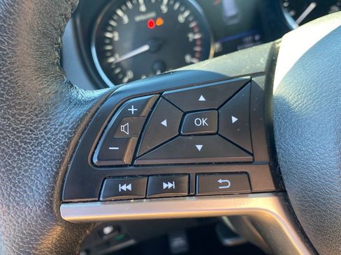 Used 2020 Nissan Rogue S w/ Special Edition Package image 29