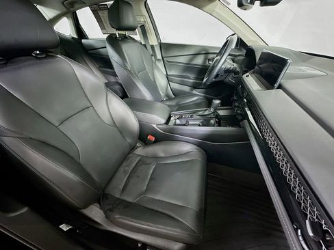 Used 2023 Honda Accord Touring image 12