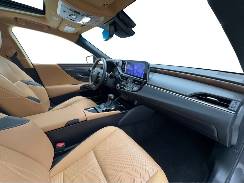 Used 2023 Lexus ES 300h w/ Accessory Package (Z1) FWD image 34