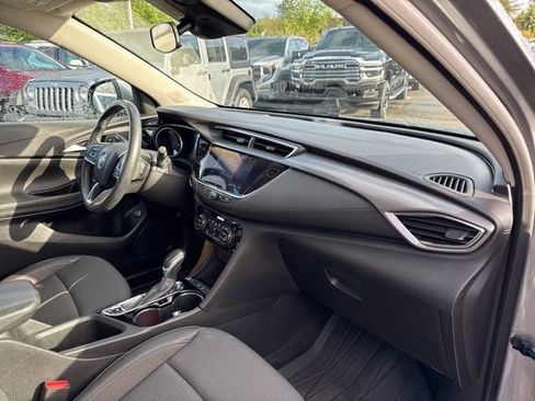Used 2023 Buick Encore GX Select w/ Sport Touring Package FWD image 28