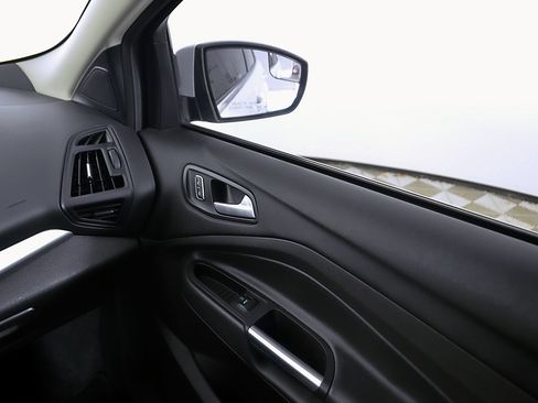 Used 2015 Ford Escape SE FWD image 24